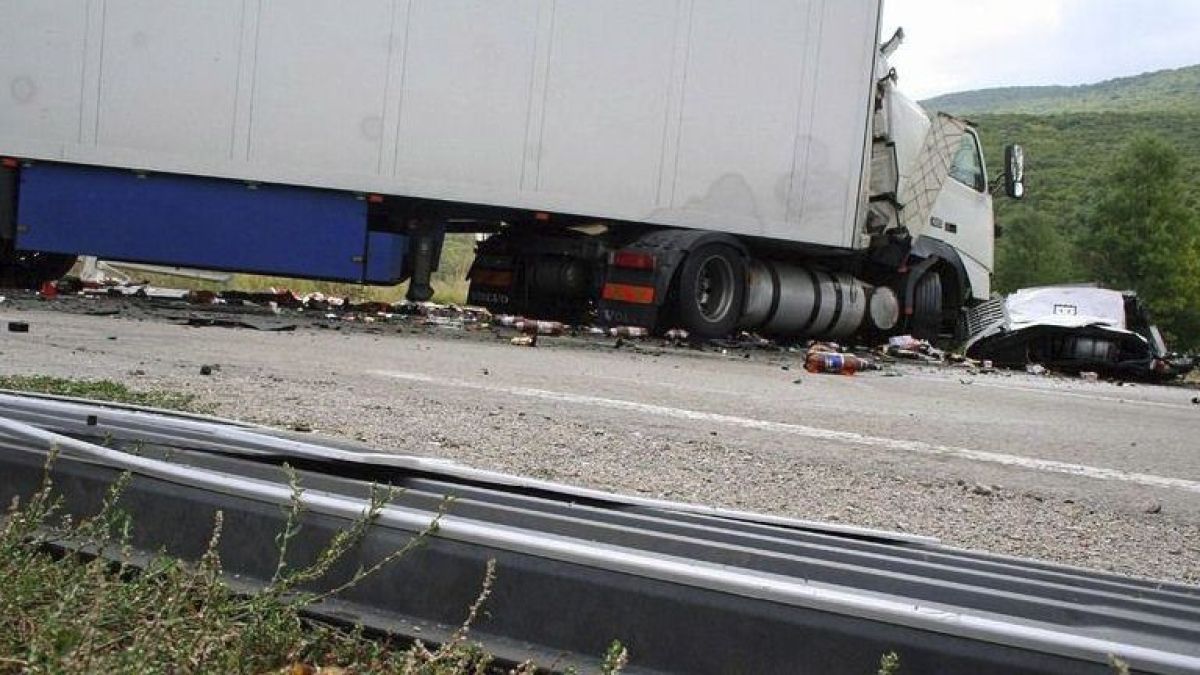Страшно меле край Стара Загора, има пострадали деца