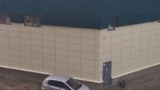 В Санкт Петербург заваля сняг ВИДЕО
