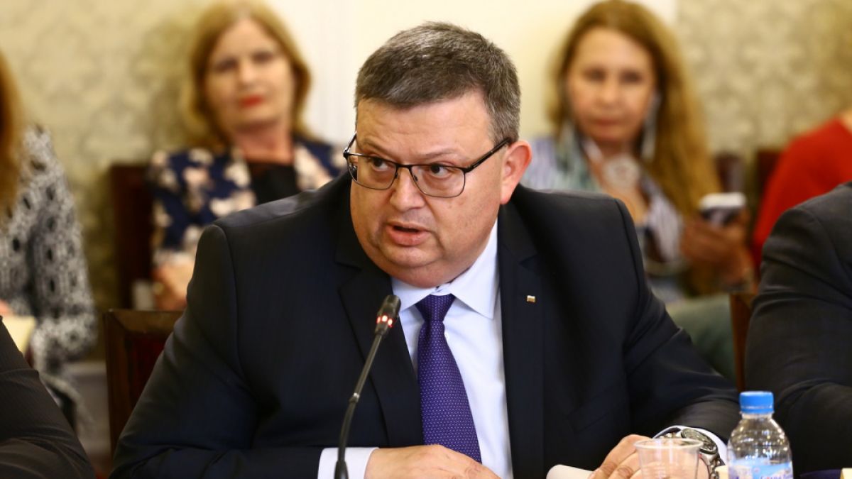 Мистерията около спирането на "Хоризонт" пада