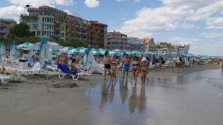 Изненадващо силен сезон в тези наши курорти по морето, местата свършват ВИДЕО