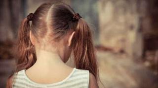 Въоръжени карабинери изтръгнаха българче от майка му в Италия 