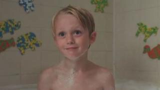 Ето как изглежда днес сладкото хлапе от „Денис Белята” 