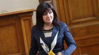 Цвета Караянчева попиля кмета на Кърджали с много гневен пост