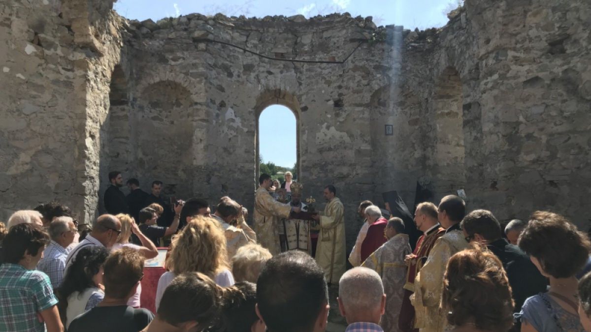 Нещо невиждано от години се случи в Потопената църква СНИМКИ 