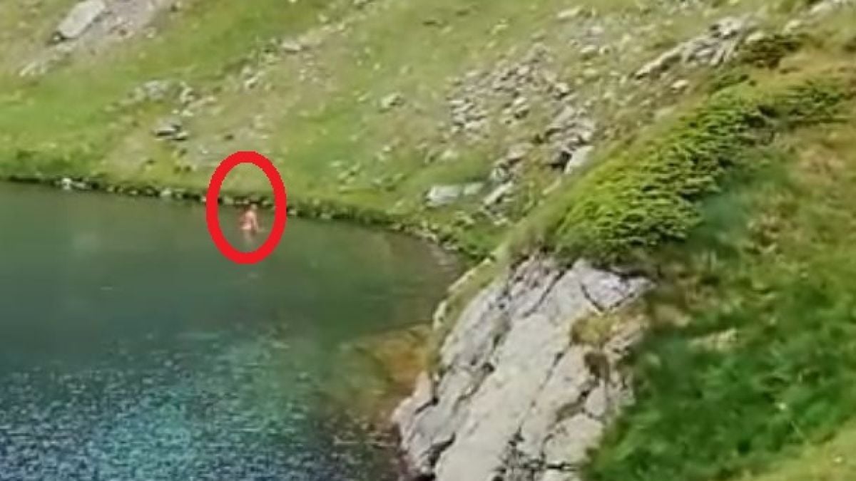 Ади Радева видя какви ги върши мъж по бански и се ядоса много (ВИДЕО)
