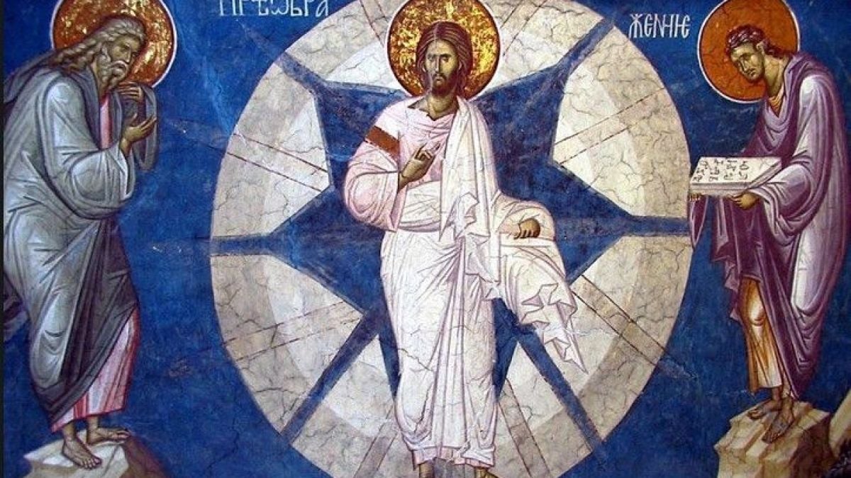 Имен ден: Черпят куп красиви имена, а според старо поверие...