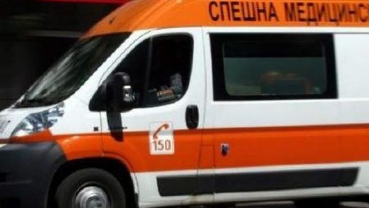 Джигит помете ученичка на колело на пешеходна пътека в Бургас 