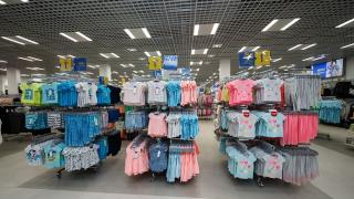 Сривът на паунда ни залива с евтини британски стоки