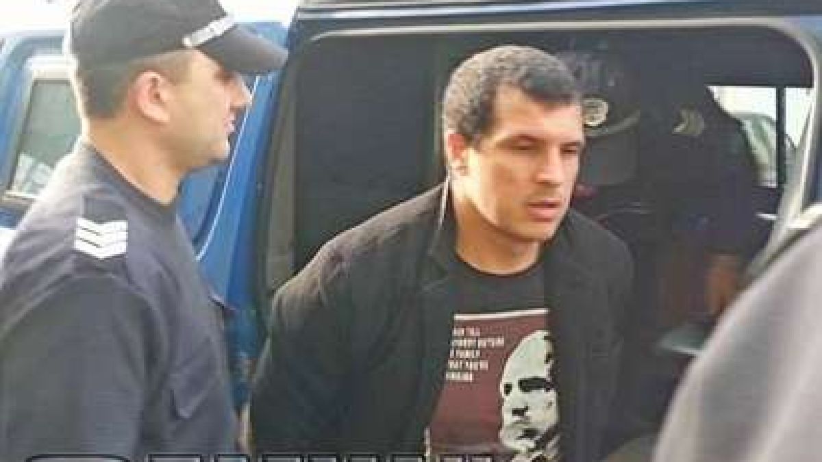 Спецакция в Поморие, закопчаха известните мутри Барбарона и Плешивия
