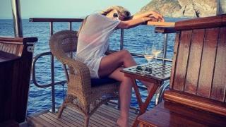 Хванаха Хайди Клум да плува в забранена зона 