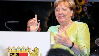 Лекари поставиха страшна диагноза на Меркел 