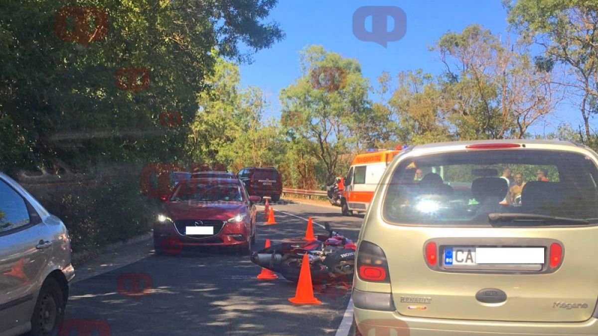 Мерцедес помете моторист на завоя „Стависки" СНИМКИ