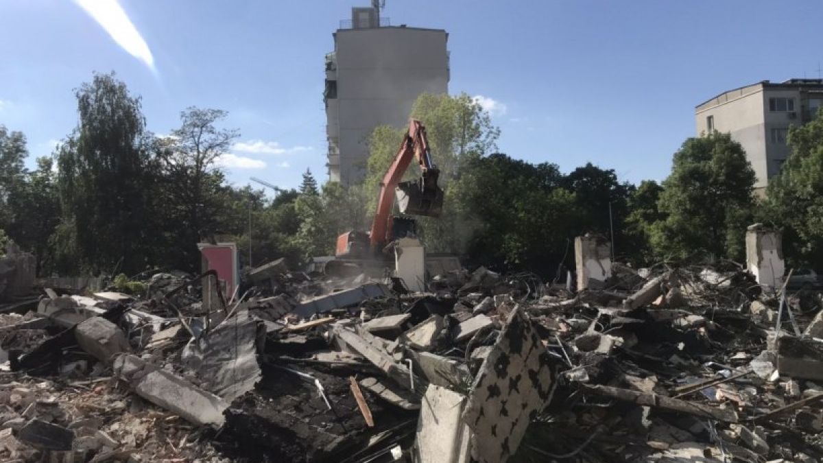 Портиерът на "Мираж" на ВИС-2: Събирах парите с прахосмукачка, а Жоро Илиев...