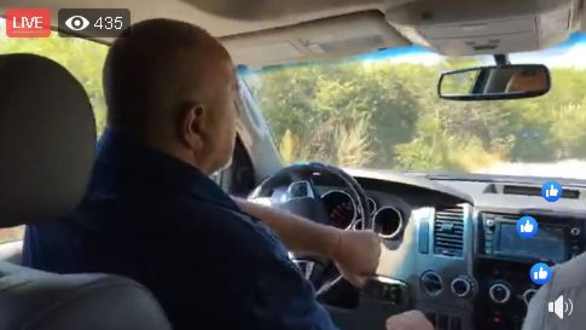 Борисов пак седна зад волана, ето къде отива НА ЖИВО