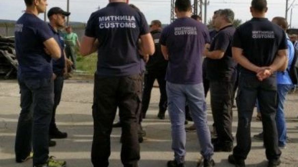 Първо в БЛИЦ! След мощната акция: Жесток удар срещу "Винпром Първенец"