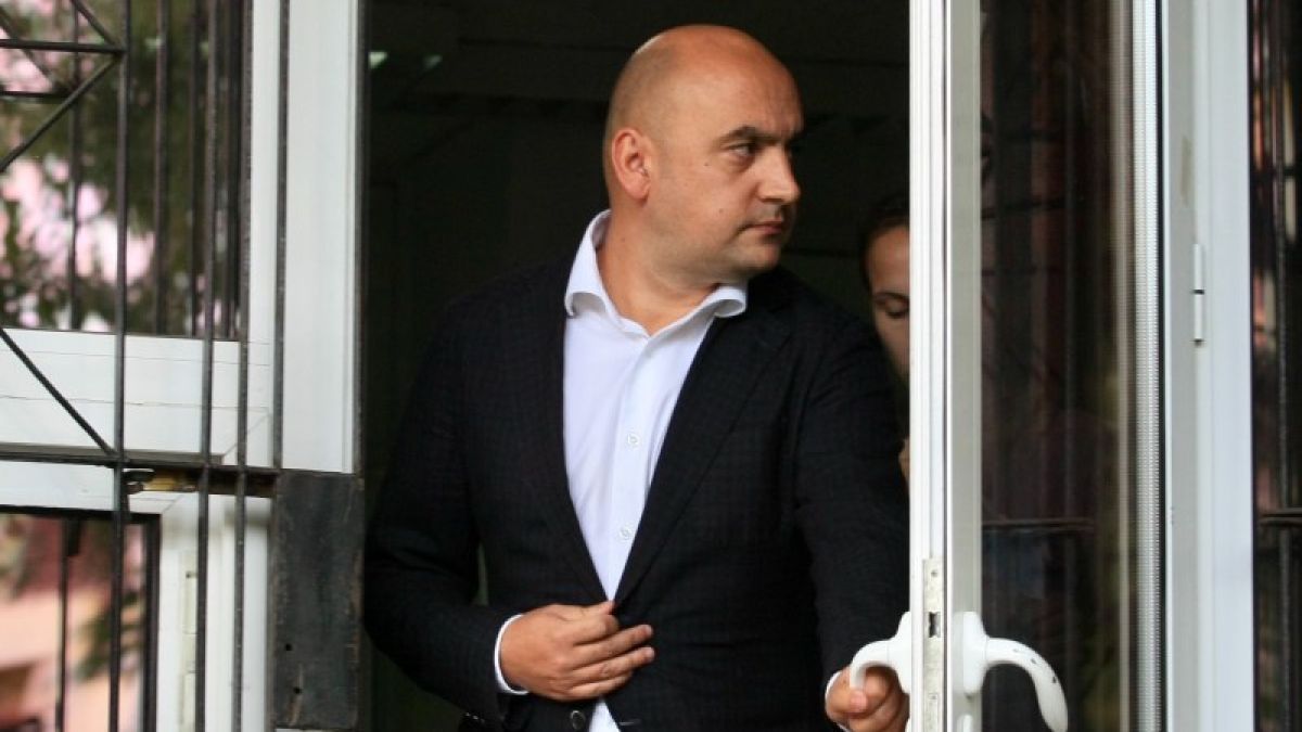 Новият шеф на ДФ "Земеделие" се закани да падат още глави 
