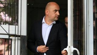 Новият шеф на ДФ "Земеделие" се закани да падат още глави 