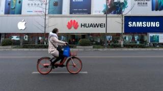 iPhone продължава да затъва ТАБЛИЦА