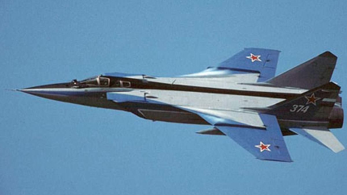 МиГ-31БМ проведе първи бой в близкия космос на 20 км височина ВИДЕО