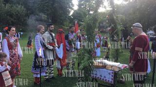 Петрич още дълго ще говори за тази уникална и приказна сватба СНИМКИ 