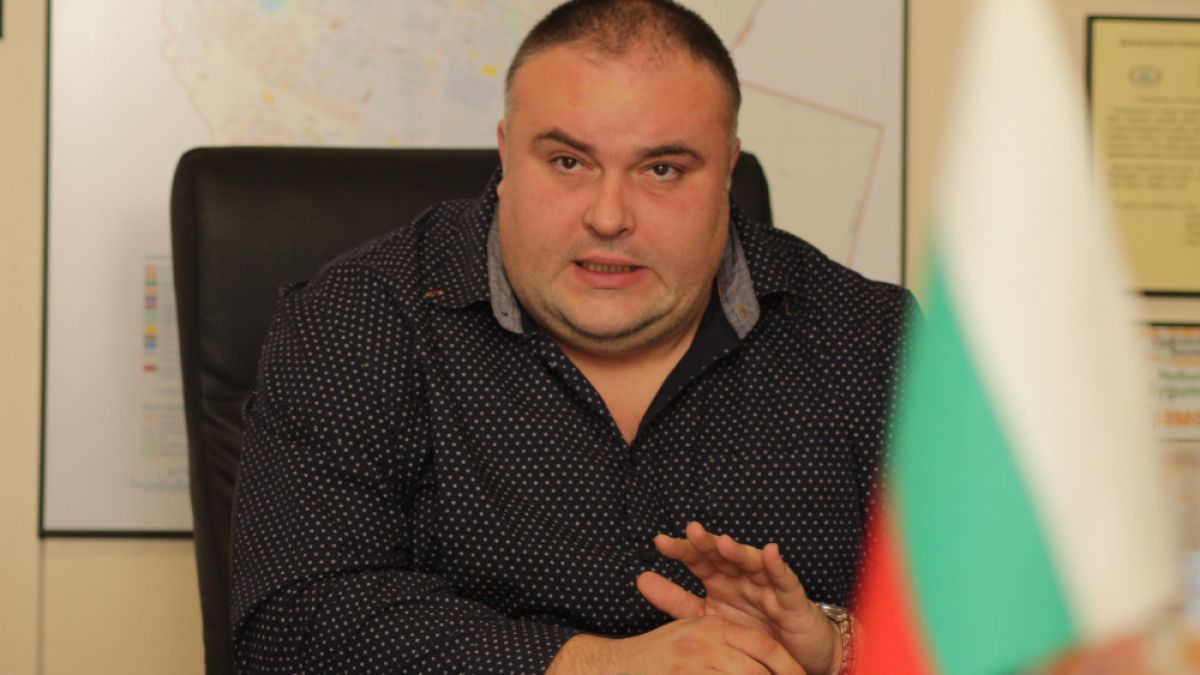 Браво! Кметът на район "Искър" е взел мерки срещу кърлежи и плъхове в "Дружба"