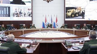 Москва вдига войски заради заплаха на Източното стратегическо направление