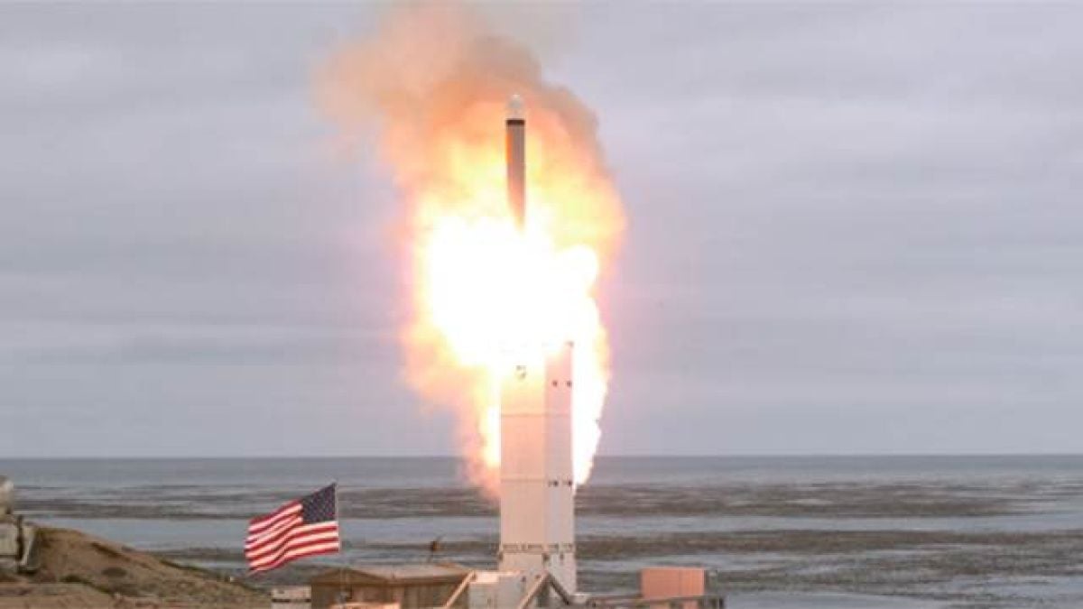 Пентагонът разкри подробности за изпитанията на ракетата Tomahawk