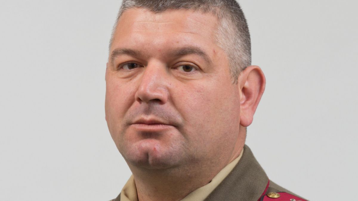 Цяло Карлово говори за сержант Делков, спасил жена от най-страшния й кошмар 