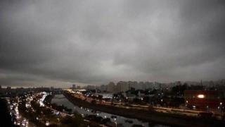 Сао Пауло потъна в мрак! Димът от горящата Амазонска джунга се вижда от Космоса ВИДЕО