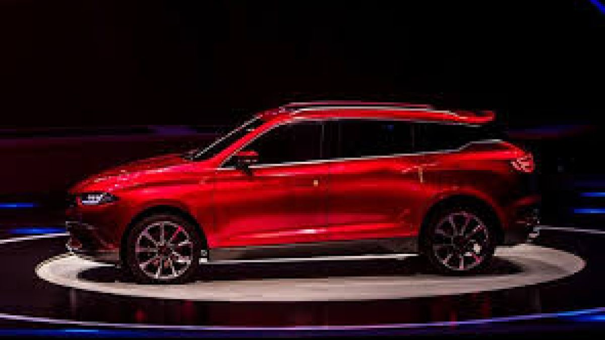 Спортен китайски кросоувър хвърля ръкавица на BMW X3 M и Audi SQ5 СНИМКИ