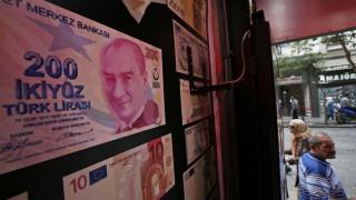 Планирате пътуване до Турция? Ето каква валута трябва да си приготвите