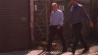 Сензация в БЛИЦ! Христо Иванов и Атанасов на конспиративна среща при Борисов! СНИМКИ