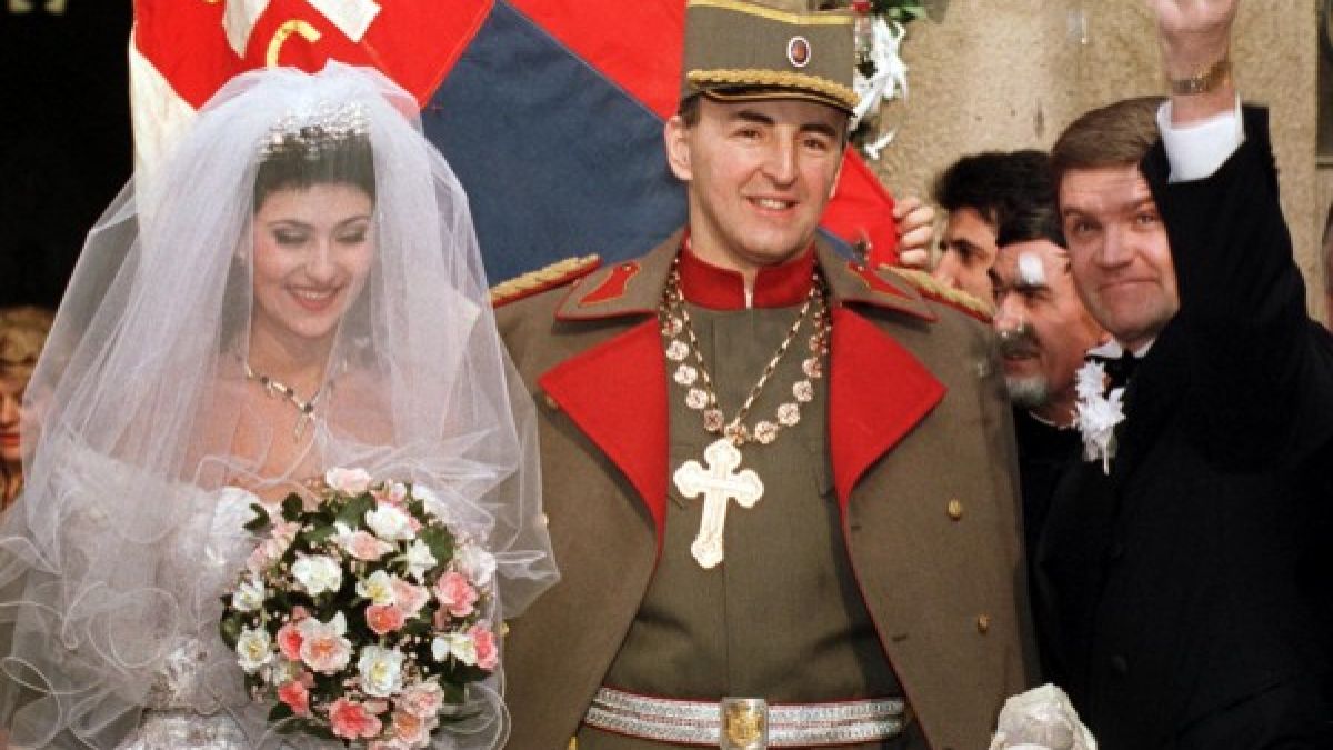 Мюсюлмани отвлекли Цеца Величкович, обръснали я гола глава, а после... 