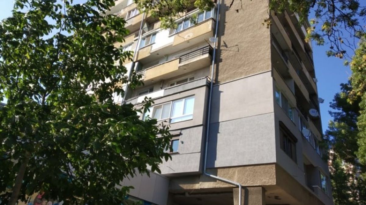 Съседи с любопитни разкрития за жертвите от Негован 