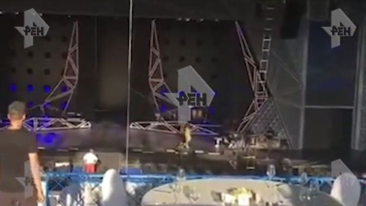 Филип Киркоров се забърка в огромен скандал ВИДЕО
