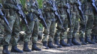 Die Welt: Проблеми със самолетите, танковете, оръжието, а сега на Бундесвера не му стигат дори и обувки