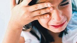 Изверг с години тормозеше дъщеря си, биеше я с лопата, но накрая... 