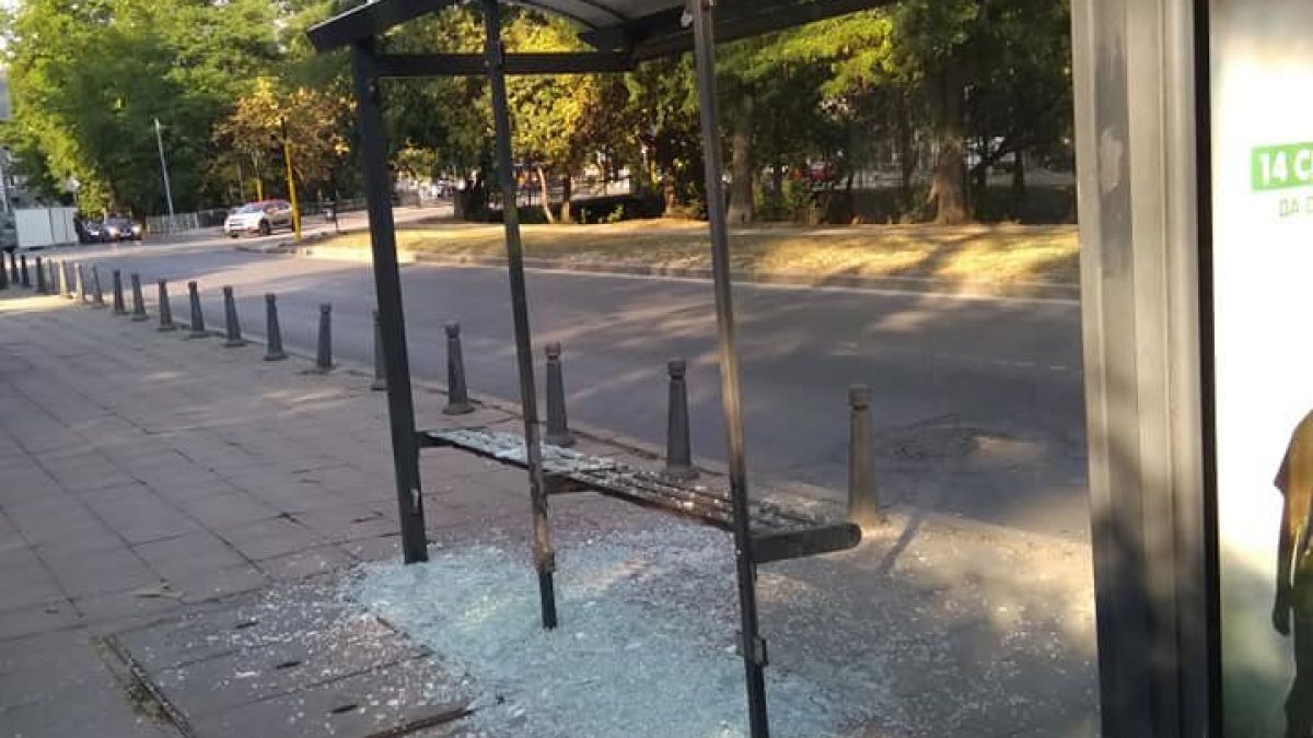 Грозна вандалска проява потресе софиянци СНИМКА