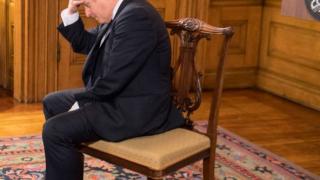 Борис Джонсън започна да заплашва съпартийците си заради Брекзит