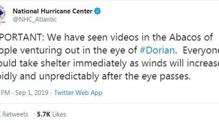 Чудовището "Дориан" напълни мрежата с идиоти, които рискуват живота си ВИДЕО