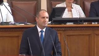 Радев се вълнува заради Гришо, но не се стърпя да критикува Борисов