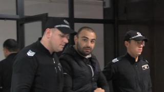 Скандални новини за дясната ръка на Божо Кравата, за втори път...