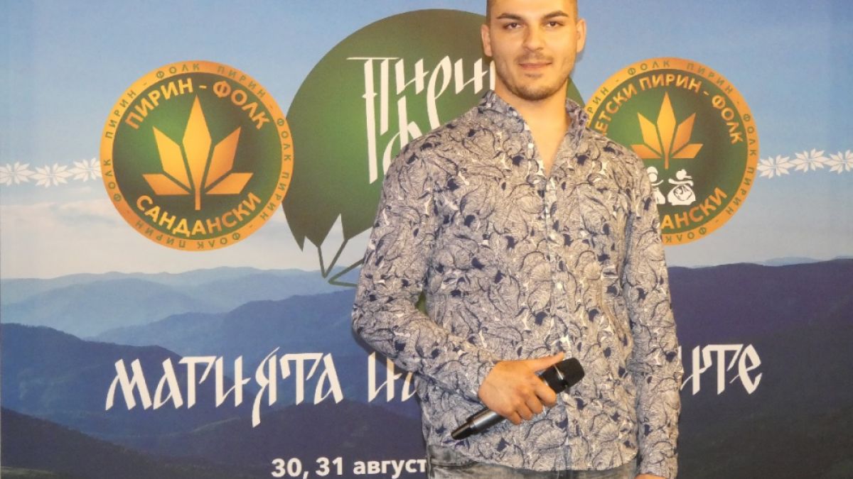 Звездата от "Пирин фолк" Петър Кираджийски: Бих се пробвал и в попфолка