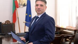 Министър от кабинета "Борисов 3" разби всички, показа дипломата си ДОКУМЕНТИ