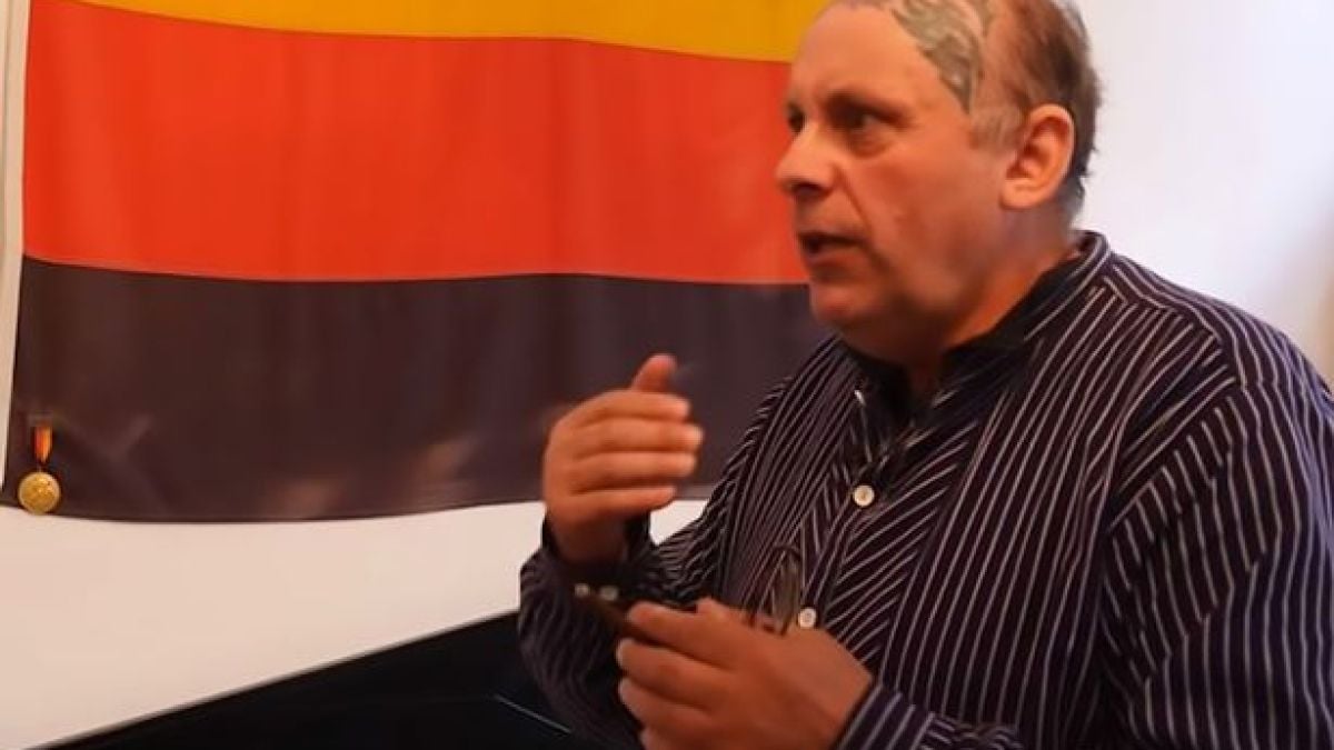 Последният жив роднина на Хитлер изнасили ученичка 