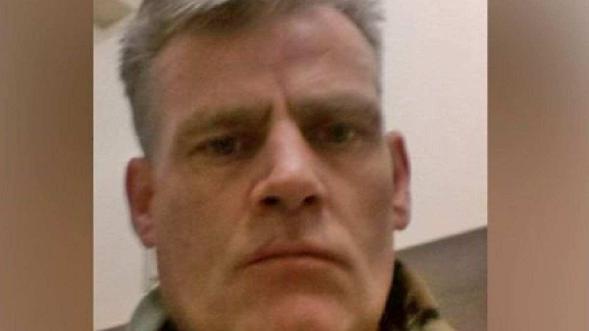 Сега ще умреш!, крещял английският скинар, намушкал българина Димитър