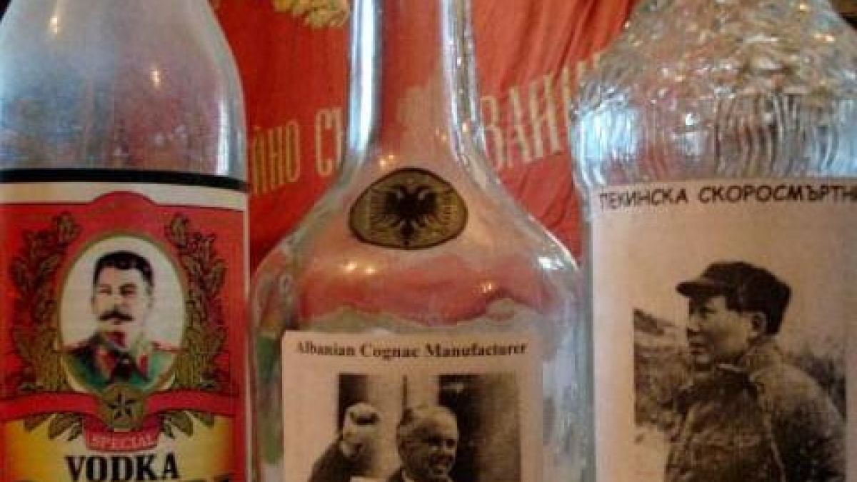 Чужденци дават луди пари, за да се повозят на уазка у нас СНИМКИ