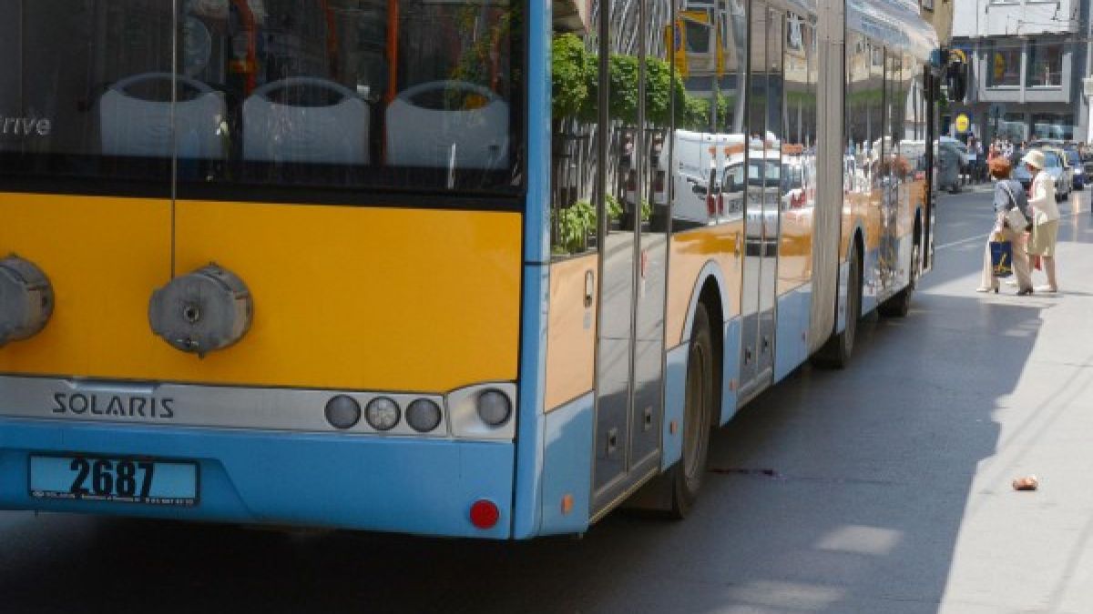 Само в БЛИЦ! Кошмарна драма с труп в столичния градски транспорт 