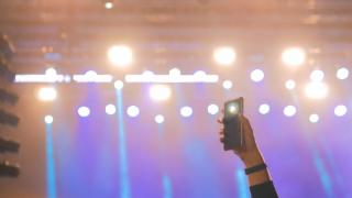 Срамна новина за Android: Приложения за фенерче правили страшни зулуми 