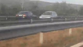 Жена хвърчи със 110 км/ч в насрещното и говори по GSM на АМ "Хемус" ВИДЕО